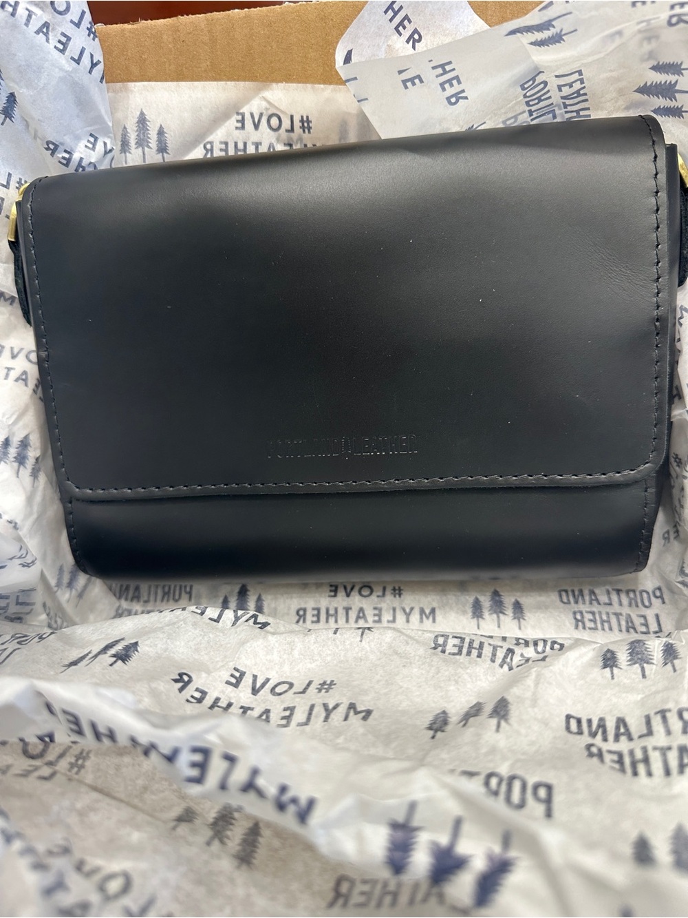 Portland Leather medium metro